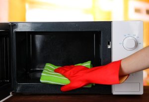 Как ухаживать за микроволновой печью